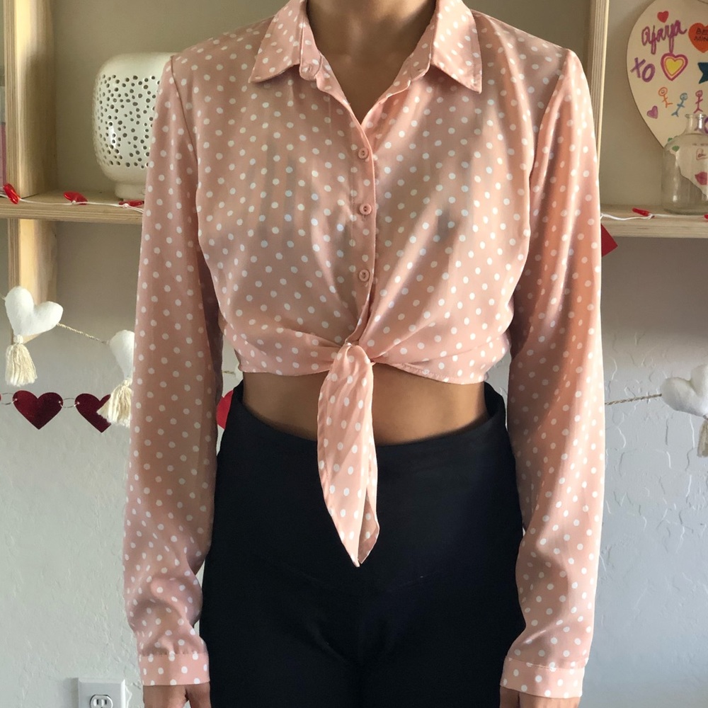 Pink and white cropped top